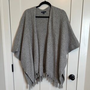 American Eagle Gray Knit Women's Sweater/poncho